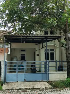 dijual rumah siap huni di sektor 7a gading serpong