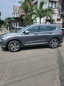 Hyundai santafe Prime Bensin Low Odo