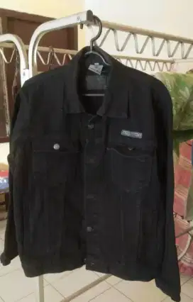 Preloved jaket jeans denim hitam cowok size M