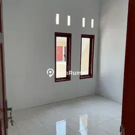 DIJUAL RUMAH 3 UNIT JALAN YAYASAN KOMPLEK HAFIZH RESIDENCE (ENNI)