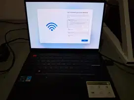Asus Laptop i7 s14 OLED