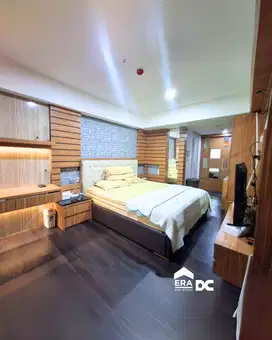 Apartemen 1 BR Interior Elegant View Simpang Lima di Louis Kienne