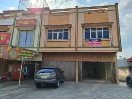 Dijual
2 unit ruko jumbo
Jln Perindustrian 2 km.9