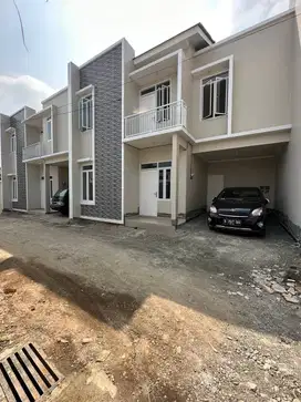 AKSES 2 MOBIL, RUMAH BATU AMPAR BARU KRAMATJATI JAKTIM JAKARTA TIMUR