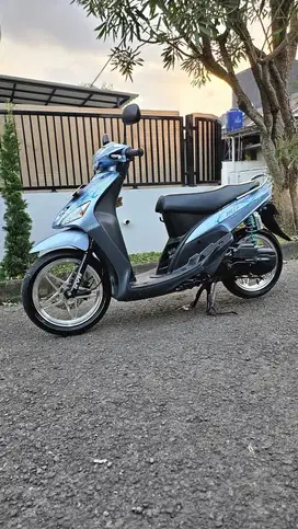 YAMAHA MIO 5TL NON STEP TELOR ASIN 2005