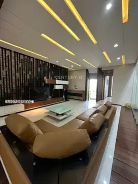 Rumah 3 Lantai Nyaman Siap Huni Dan Strategis Di Cicendo Bandung