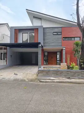 Disewakan Rumah Cluster Vassa Lake Lippo Cikarang