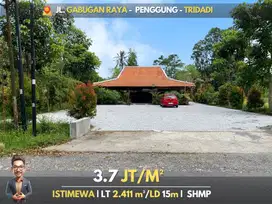 Dijual Tanah Istimewa + Bonus Joglo Restoran Siap Pakai + Murah Pol