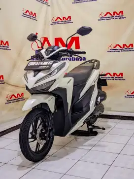 Honda Vario 150 keyless Tahun 2019 warna putih #am barata