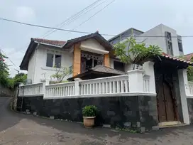 DIJUAL RUMAH TROPICAL MODERN DI TANJUNG BARAT JAKSEL