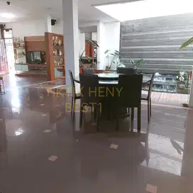 Hunian Rumah Mewah Mekar Wangi: Studio Musik + Bunker