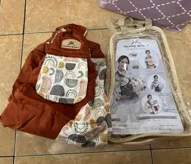 Gendongan bayi moms baby