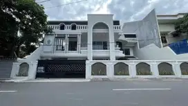 RUMAH MEWAH FURNISH DI BALI DENPASAR GATOT SUBROTO JUAL MURAH