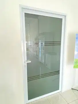 Pintu Kaca Aluminium with sticker doff