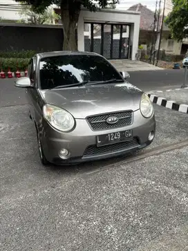 Kia Picanto 2010 Bensin