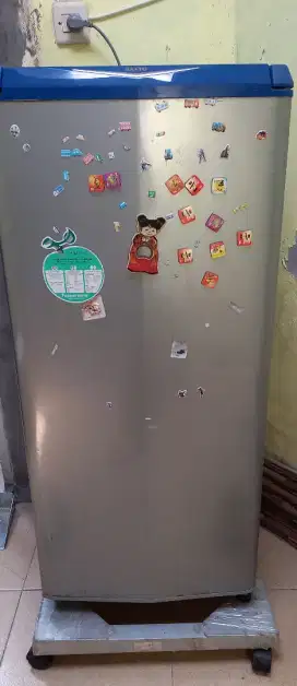 KULKAS 1 PINTU MERK SANYO