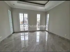 DIJUAL VILLA SIAP HUNI KOMPLEK CITRALAND GAMACITY