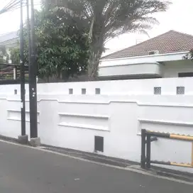 Rumah dijual di Cipete Kebayoran Baru belakang Citos halaman luas