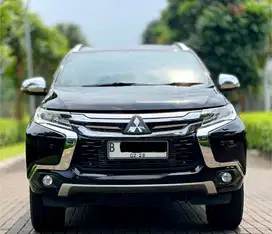 Facelift Black Piano Pajero Dakar AT 2017 Solar Low KM Record Pjk Pjg