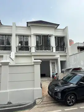 Dijual Rumah Baru Cempaka Putih Tengah American Klasik Jakarta Pusat