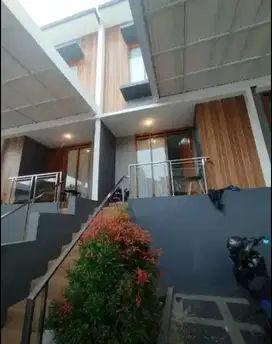 Di kontrakan rumah cantik di Bali Garden sayap Dago