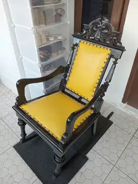 Dijual Kursi Goyang antiq