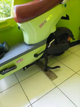 Sepeda listrik uwinfly D8-12