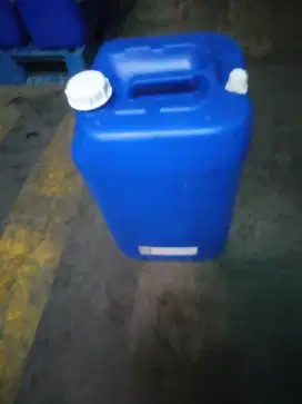 Jual jerigen Jerrycan Bekas isi 30kg