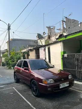 DIJUAL STARLET TAHUN 1993