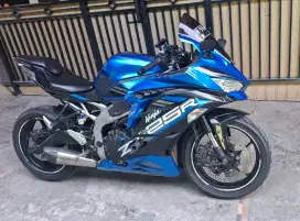 Kawasaki ninja zx25r