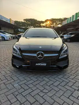 Mercedez benz CLA 200 tahun 2016