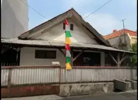 Rumah Tua di Kayu Putih Pulomas Jakarta Timur