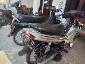 Yamaha vega silver 2000