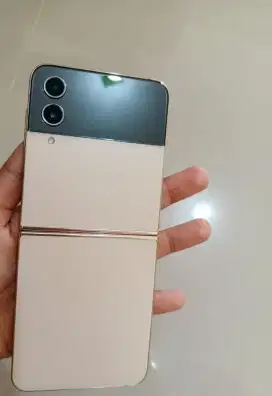 SAMSUNG Z FLIP 4