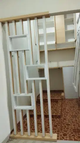 Partisi Sekat Ruangan+ Lemari Laundry Room Minimalis Paket Hemat super