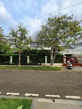 TURUN HARGA Rumah Dalam Komplek Lingkungan Tenang Di Kayu Putih Jakart