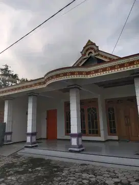 RUMAH KAMPUNG DEKAT PASAR SUMOROTO PONOROGO