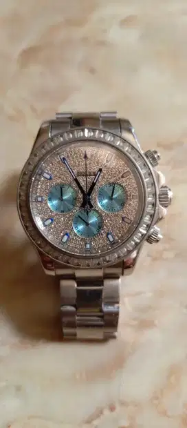 Di jual Jam tangan Rolex Daytona batre second