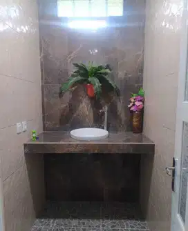 Dijual Rumah di Jl. Kamarung Cimahi, Pagar Penuh Lokasi Strategis