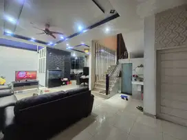 Villa di Komplek Cemara Asri ( Azalea 4 )