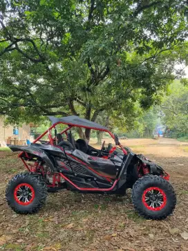 UTV YAMAHA YXZ1000RR 4X4