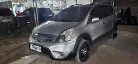 Nissan Grand livina 2010 Bensin