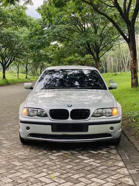 BMW 318i FACELIFT E46