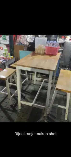 Meja makan set informa