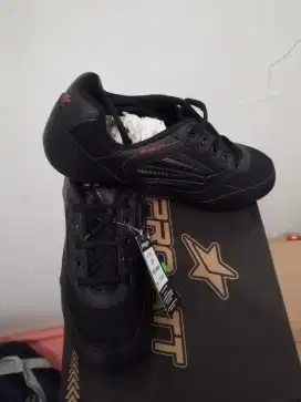 Sepatu Sekolah Pro ATT size 39,41
