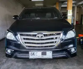 Toyota Innova 2.0 V Bensin Manual 2014