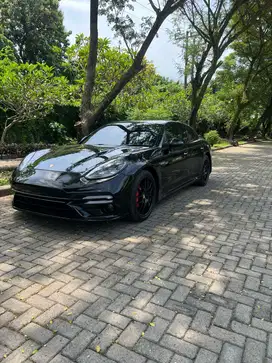 Porsche Panamera 2010 Bensin