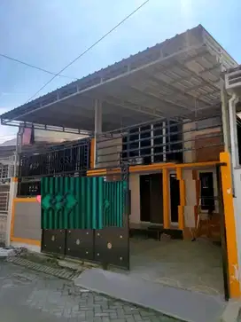 DIJUAL RUMAH GREEN LAKE WONOREJO RUNGKUT SURABAYA RON.A1038