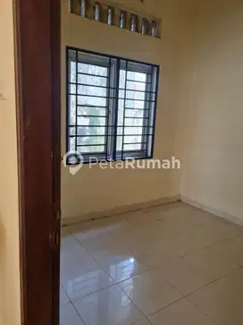 DISEWA RUMAH JALAN BUSI KAMPUNG BARU