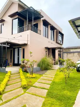 Villa Lokasi Strategis 2 Lantai Siap Huni Di Lembang Bandung